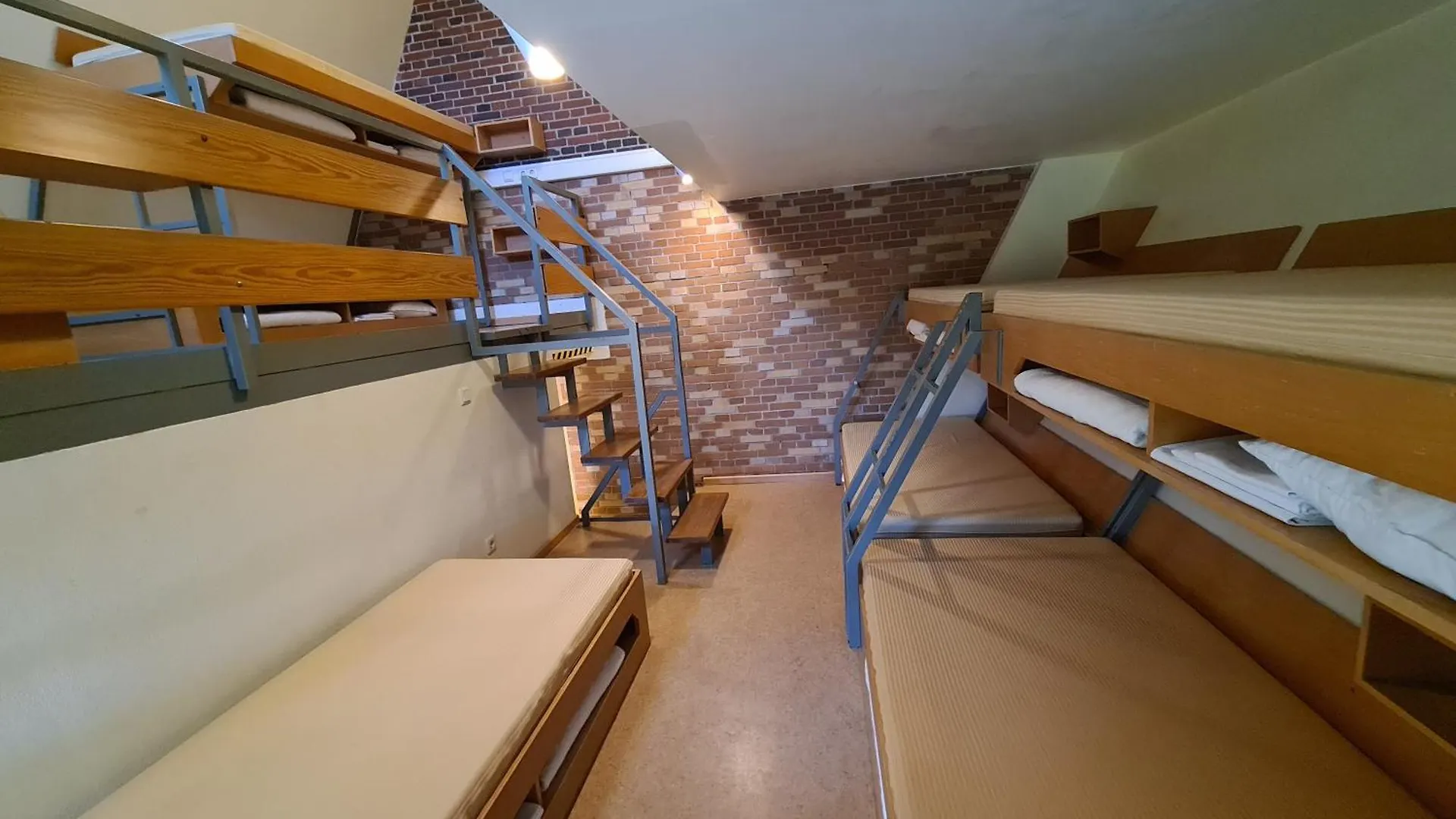 אכסניה ברלין Jugendgaestehaus St.-Michaels-Heim גרמניה