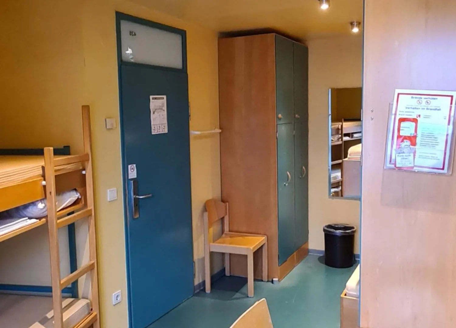 Hostal Jugendgaestehaus St.-Michaels-Heim Berlín Alemania