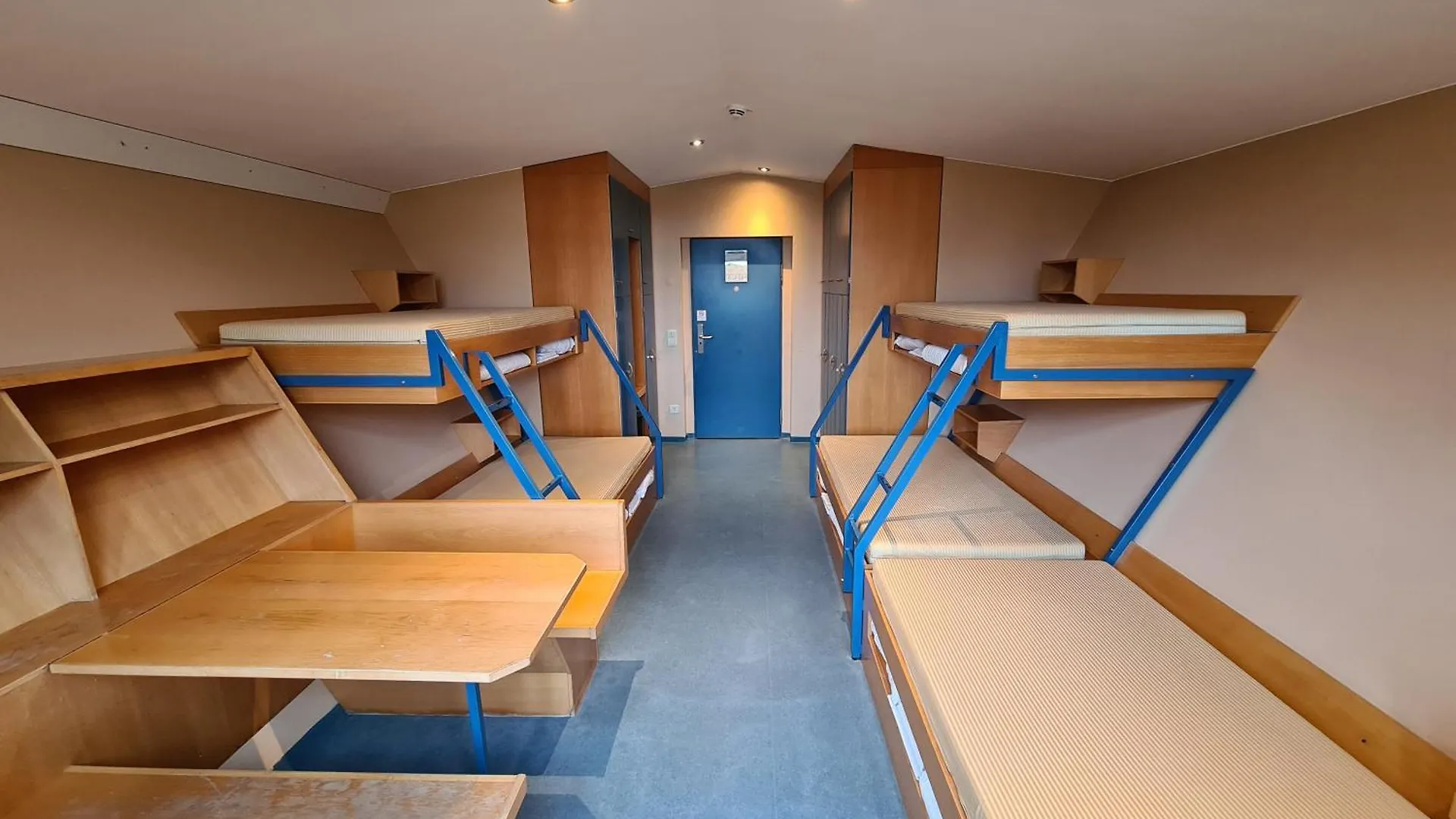 Хостел Jugendgaestehaus St.-Michaels-Heim Берлин Германия