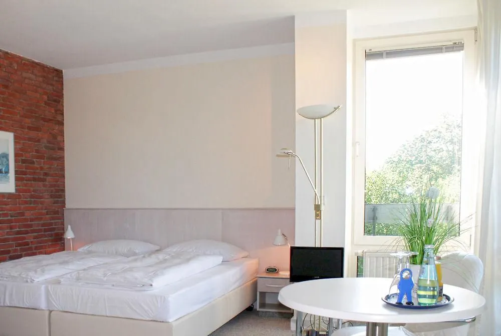 אכסניה ברלין Jugendgaestehaus St.-Michaels-Heim