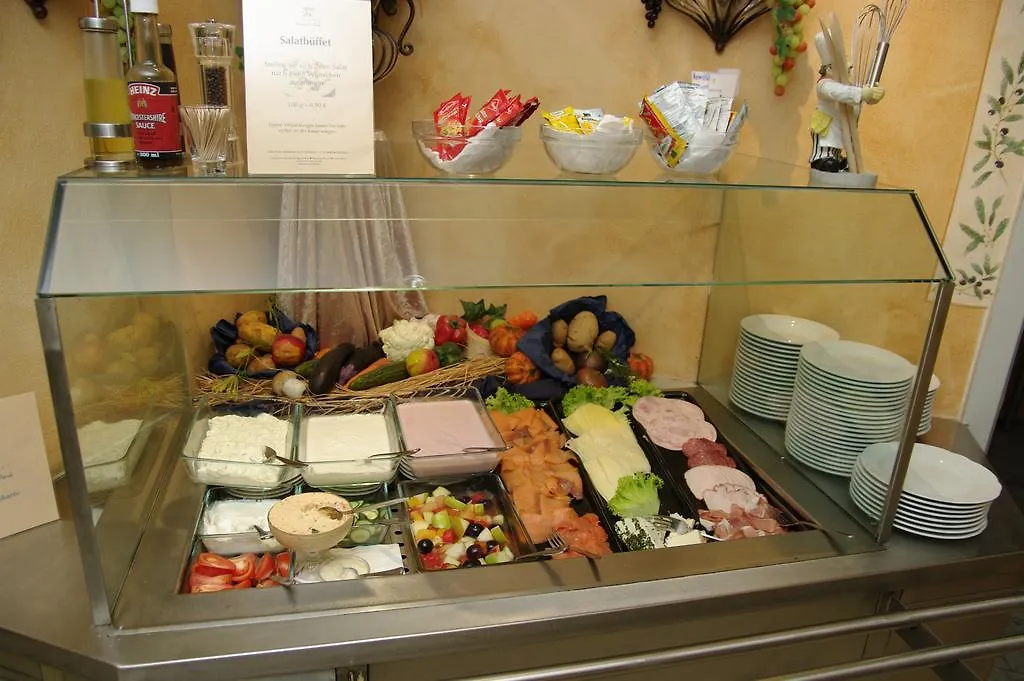 ברלין Jugendgaestehaus St.-Michaels-Heim אכסניה