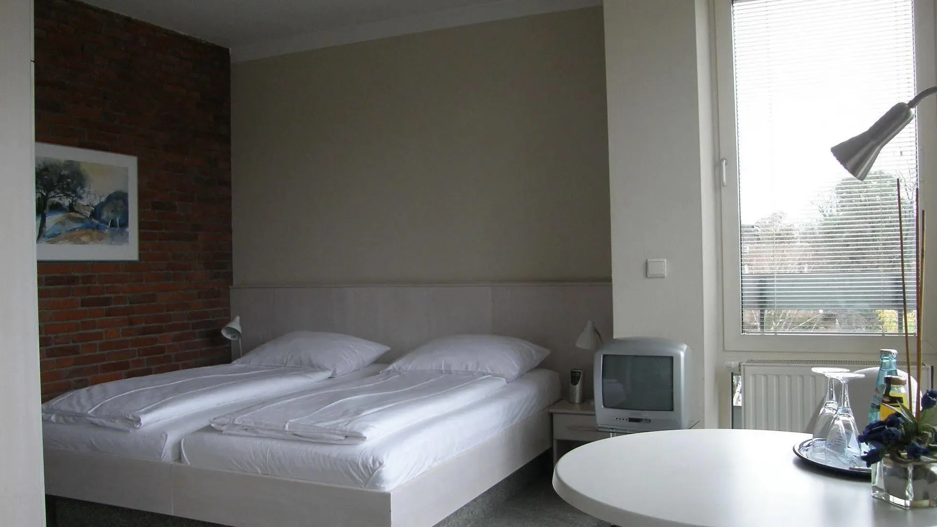 ברלין Jugendgaestehaus St.-Michaels-Heim אכסניה